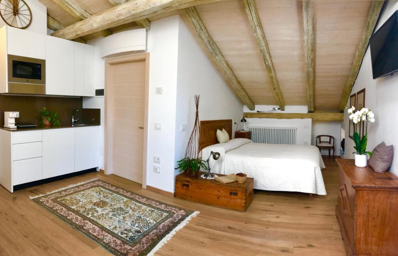Casa Del Pittore โรเวเรโต ภายนอก รูปภาพ